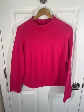 J Crew hot pink crop mock roll neck sweater size medium